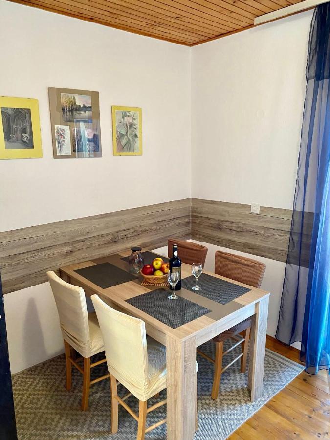 Apartmani Ines Marina Exteriör bild