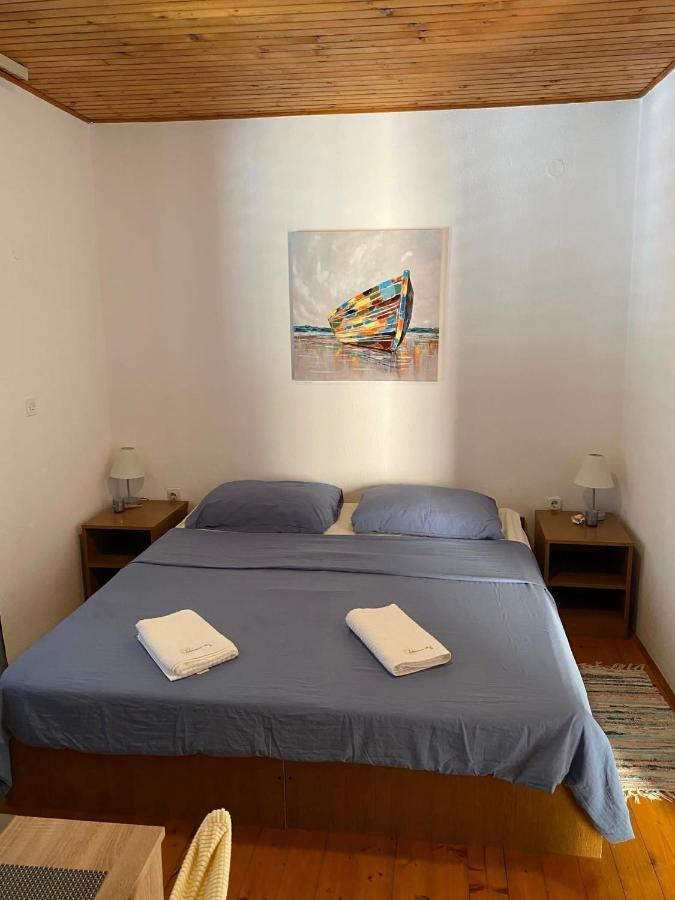 Apartmani Ines Marina Exteriör bild